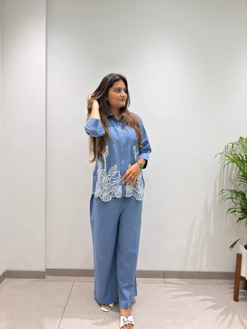 *FOR THIS TRENDY SEASON, TRY OUR DESIGNER EMBROIDERED CORD SET IN COTTON DENIM💙*